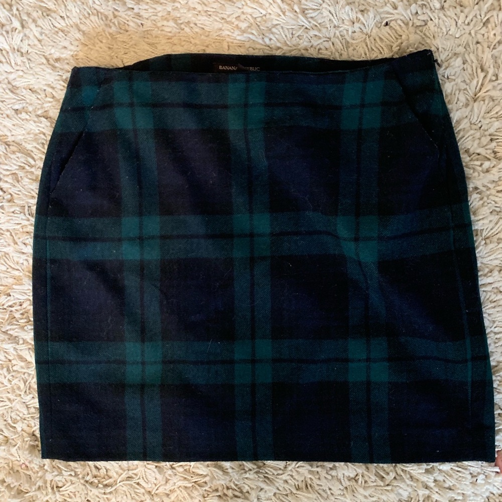 Banana republic plaid mini skirt